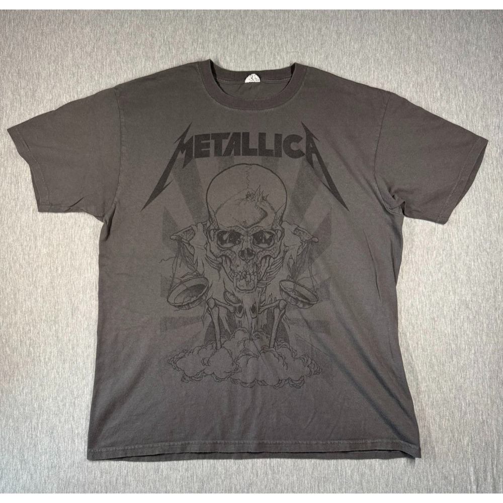 Vintage Metallica Skull Graphic Tee Faded Black Grey XL Band Y2K Rock Metal